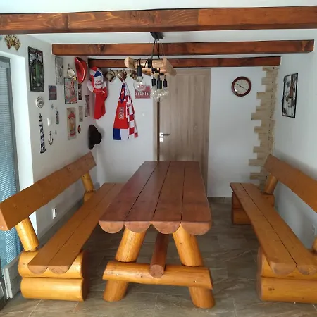 Zdenka Villa *